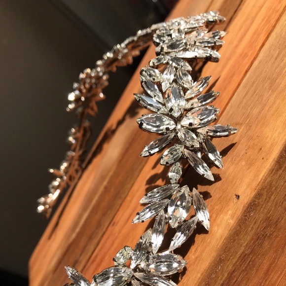 Wedding Tiara, headpiece main image 4